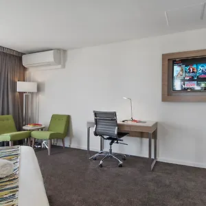 Metro Hotel